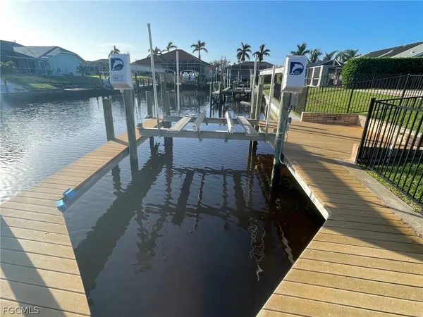 $3,250 | 5029 Southwest 11th Place, Cape Coral, FL 33914