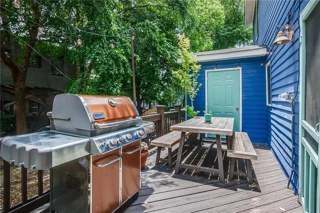 a outdoor view with sitting space