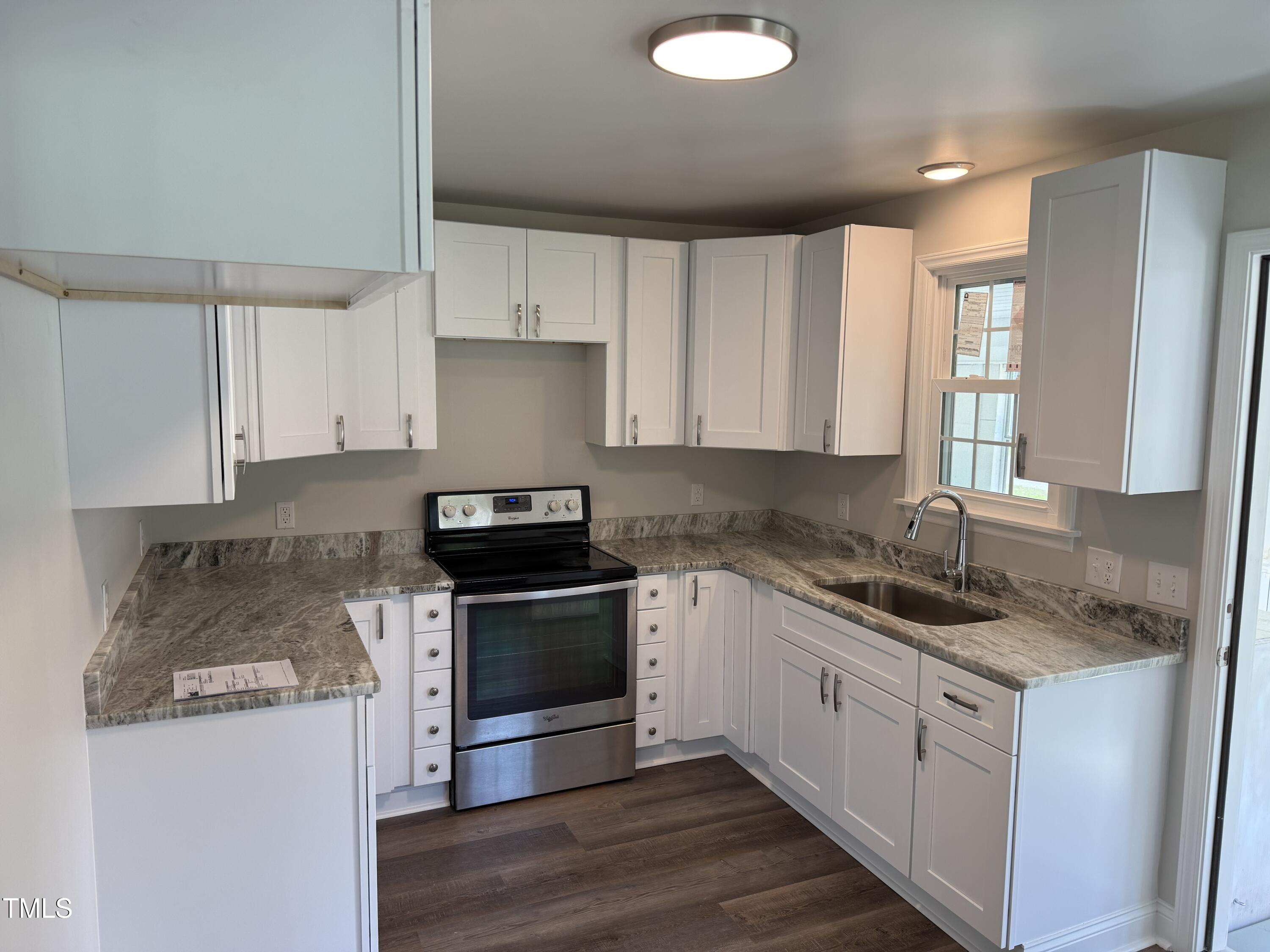 200 Pace Street Smithfield, NC 27577 - Photo 11 of 28 IMG_0567