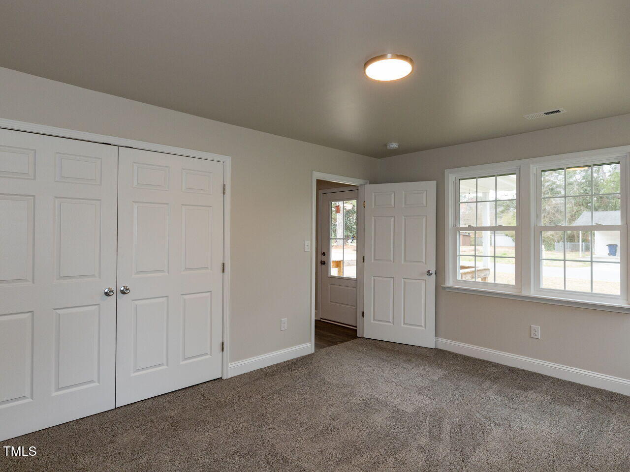 200 Pace Street Smithfield, NC 27577 - Photo 16 of 28 015-1280x960-master-bedroom