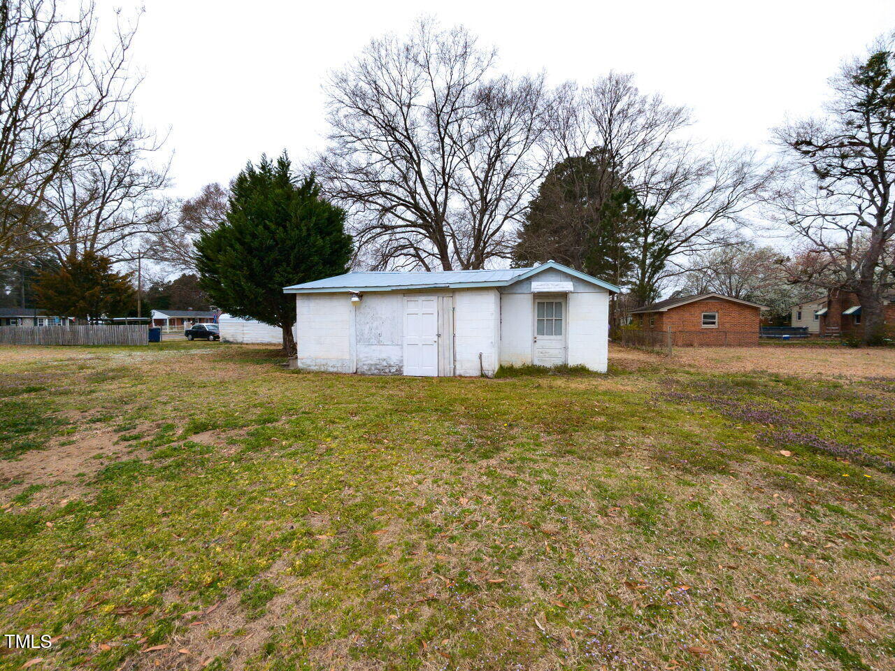 200 Pace Street Smithfield, NC 27577 - Photo 28 of 28 027-1280x960-shop