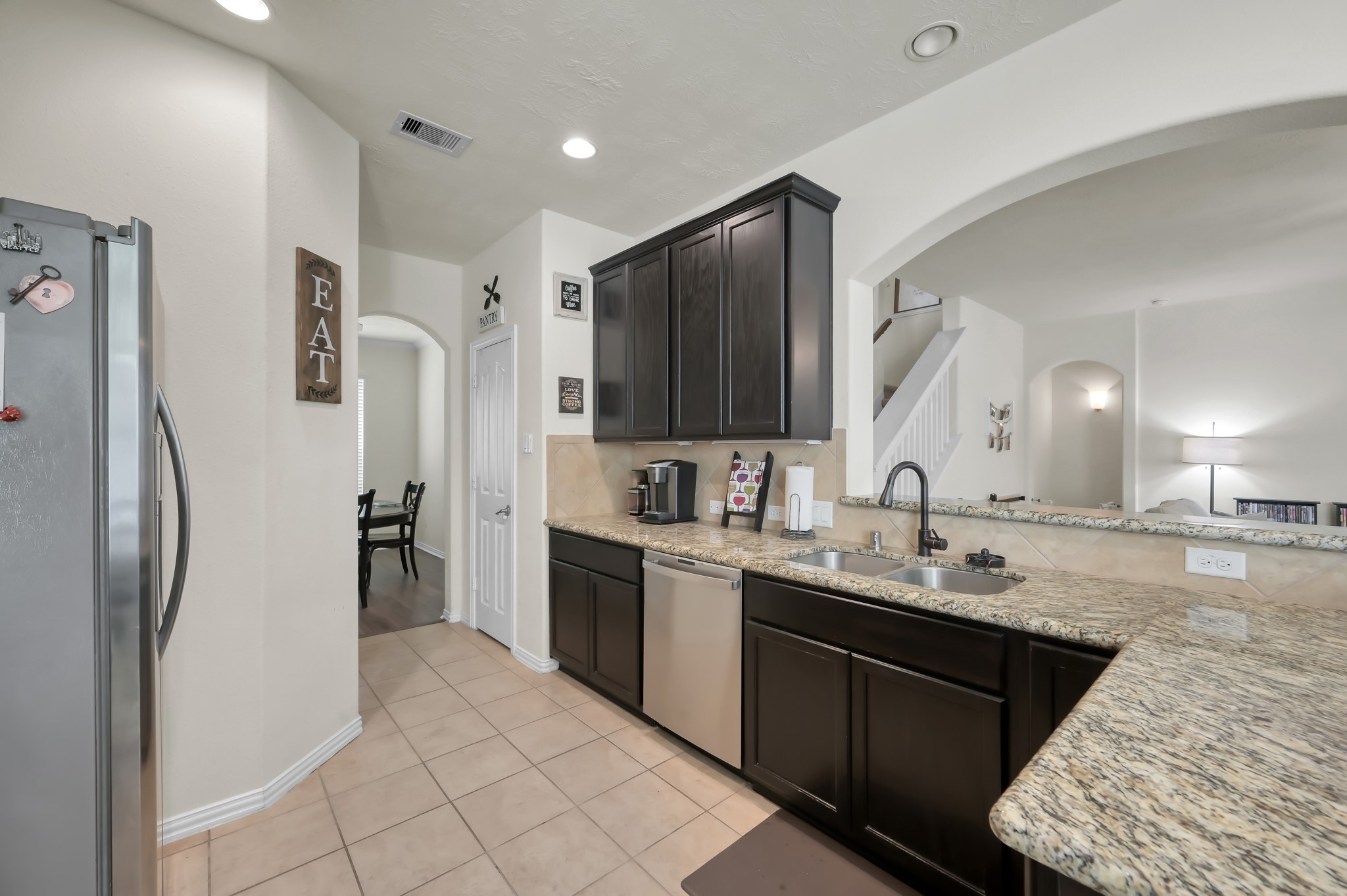 84 Palos Verde Conroe, TX 77304 - Photo 18 of 39