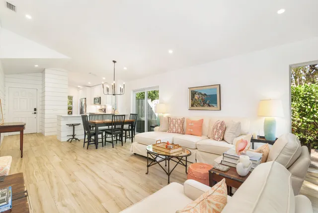 $8,000 | 15 Commodore Place, Palm Beach Gardens, FL 33418