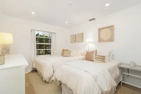 $8,000 | 15 Commodore Place, Palm Beach Gardens, FL 33418