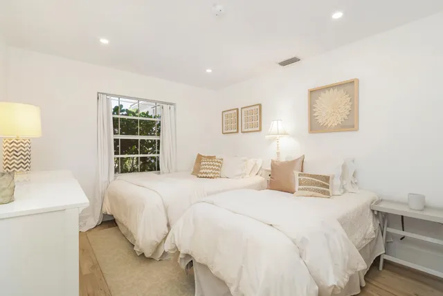 $8,000 | 15 Commodore Place, Palm Beach Gardens, FL 33418