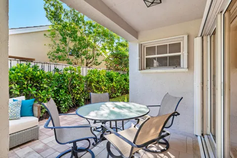 $8,000 | 15 Commodore Place, Palm Beach Gardens, FL 33418