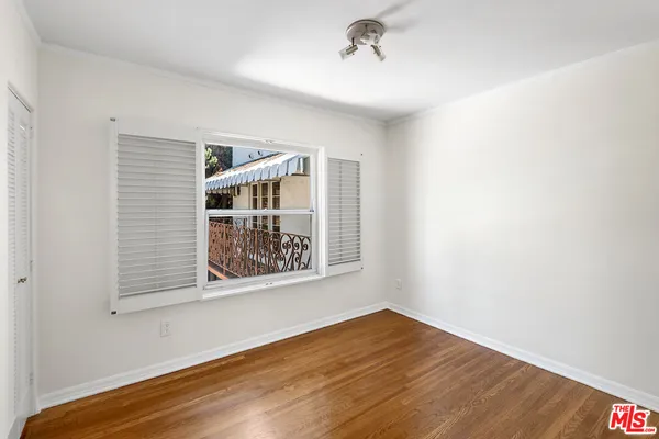 $6,595 | 119 North Orange Drive, Los Angeles, CA 90036