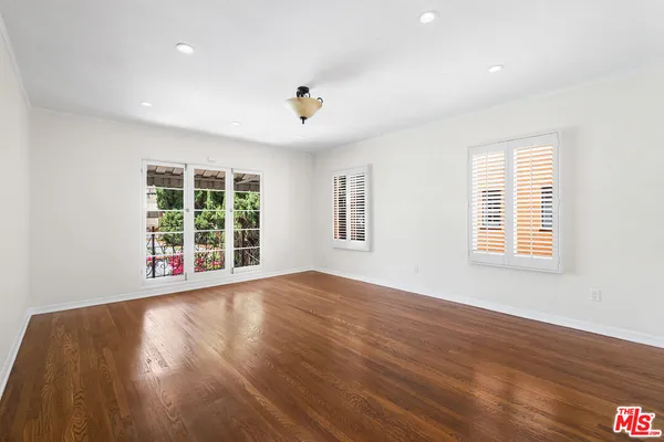 $6,595 | 119 North Orange Drive, Los Angeles, CA 90036