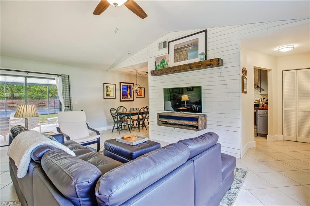 17405 Lebanon Road Fort Myers, FL 33967 - Photo 5 of 26 Great room