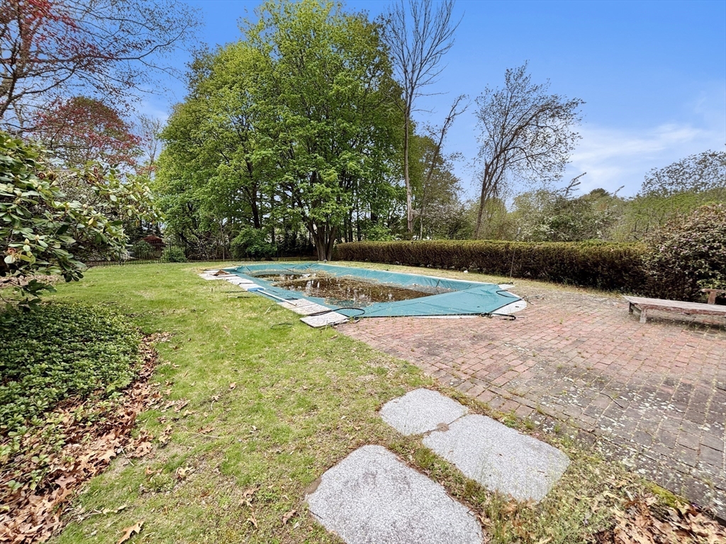 32 Solomon Pierce Road Lexington, MA 02420 - Photo 30 of 35