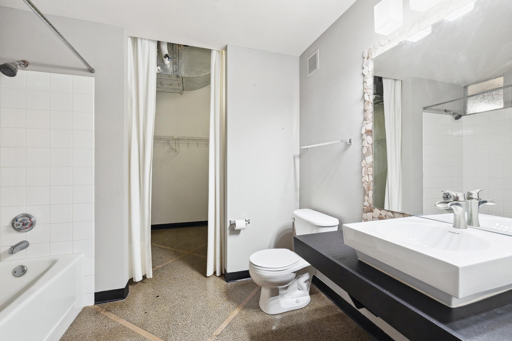 350 St Peter Street, Unit 307 St. Paul, MN 55102 - Photo 16 of 53