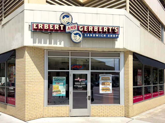 $154,900 | 350 St Peter Street, Unit 307, St. Paul, MN 55102