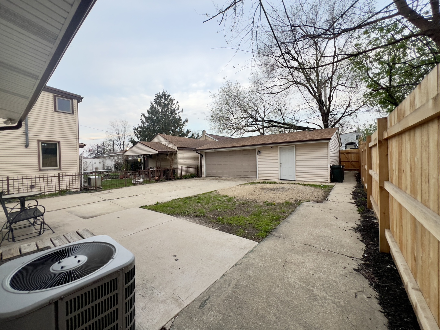 7421 64th Street Summit, IL 60501 - Photo 20 of 21