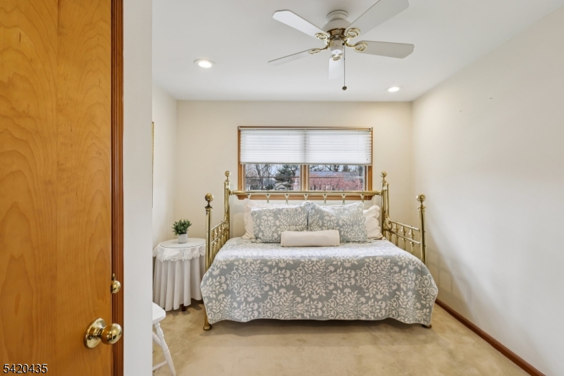 114 Pawnee Road Cranford, NJ 07016 - Photo 23 of 31