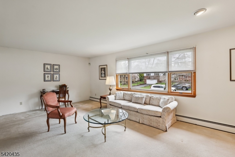 114 Pawnee Road Cranford, NJ 07016 - Photo 6 of 31