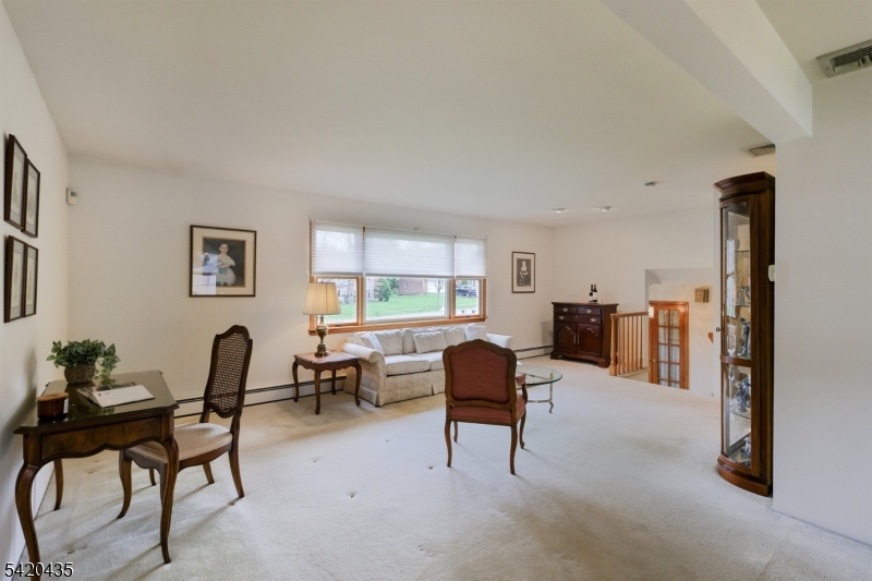 114 Pawnee Road Cranford, NJ 07016 - Photo 8 of 31