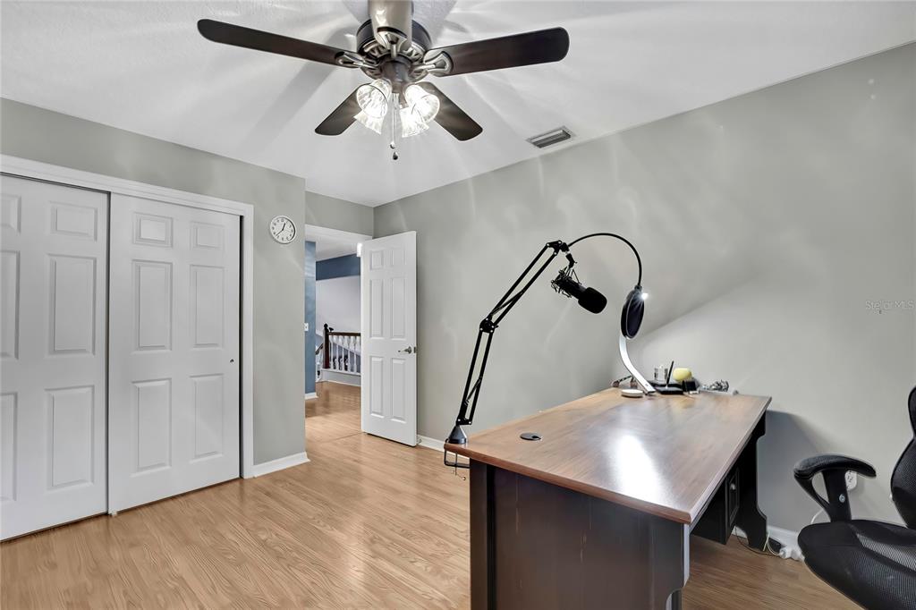 46 Greentree Street Homosassa, FL 34446 - Photo 28 of 49 a bathroom with a sink and a mirror