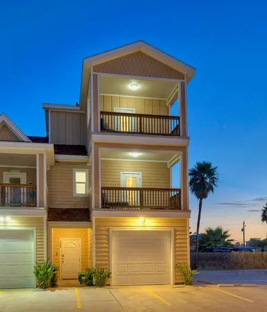 $730,000 | 1813 South 11th St Port, Unit 108, Port Aransas, TX 78373