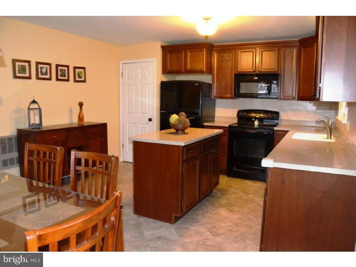 30 Seitz Road Collegeville, PA 19473 - Photo 8 of 19 Kitchen