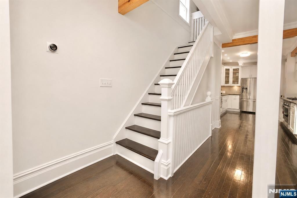 11 Insley Avenue Rutherford, NJ 07070 - Photo 8 of 41