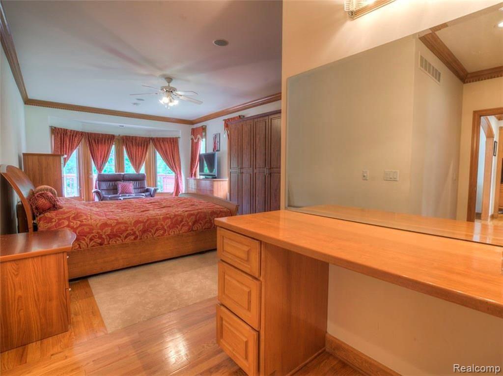3734 Heron Ridge Drive Rochester Hills, MI 48309 - Photo 11 of 40