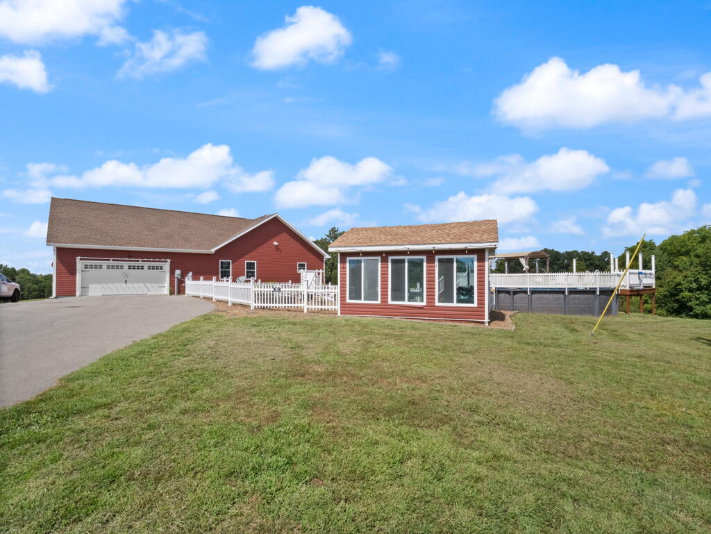 891 Jerry Arnold Road Manitou, KY 42436 - Photo 31 of 90 Gallery Image 31