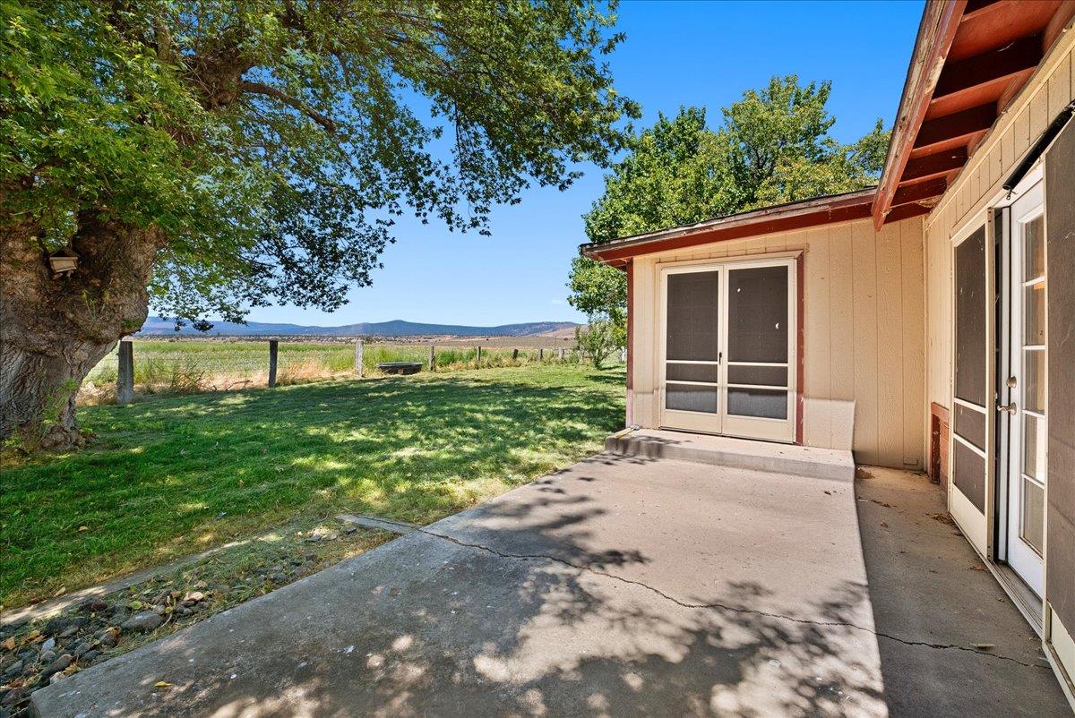 708 Center Road Susanville, CA 96130 - Photo 23 of 69 Gallery Image 23