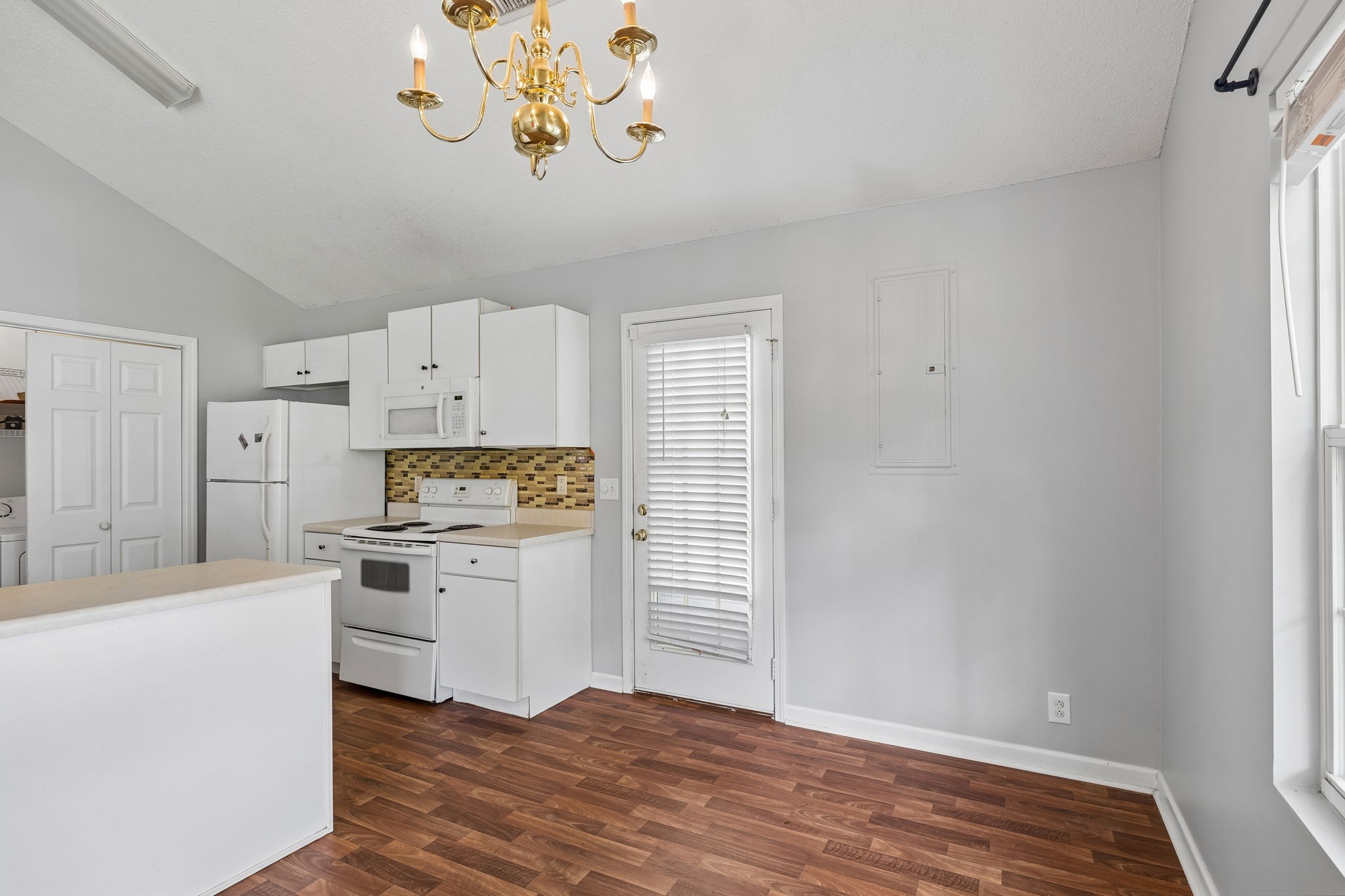1419 Rochester Drive Murfreesboro, TN 37130 - Photo 11 of 27 Gallery Image 11