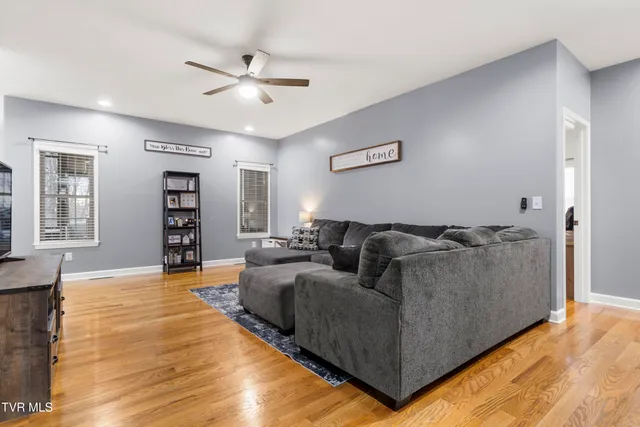 $349,000 | 14707 Village Loop, Abingdon, VA 24210