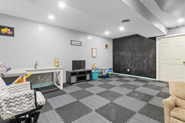 $349,000 | 14707 Village Loop, Abingdon, VA 24210