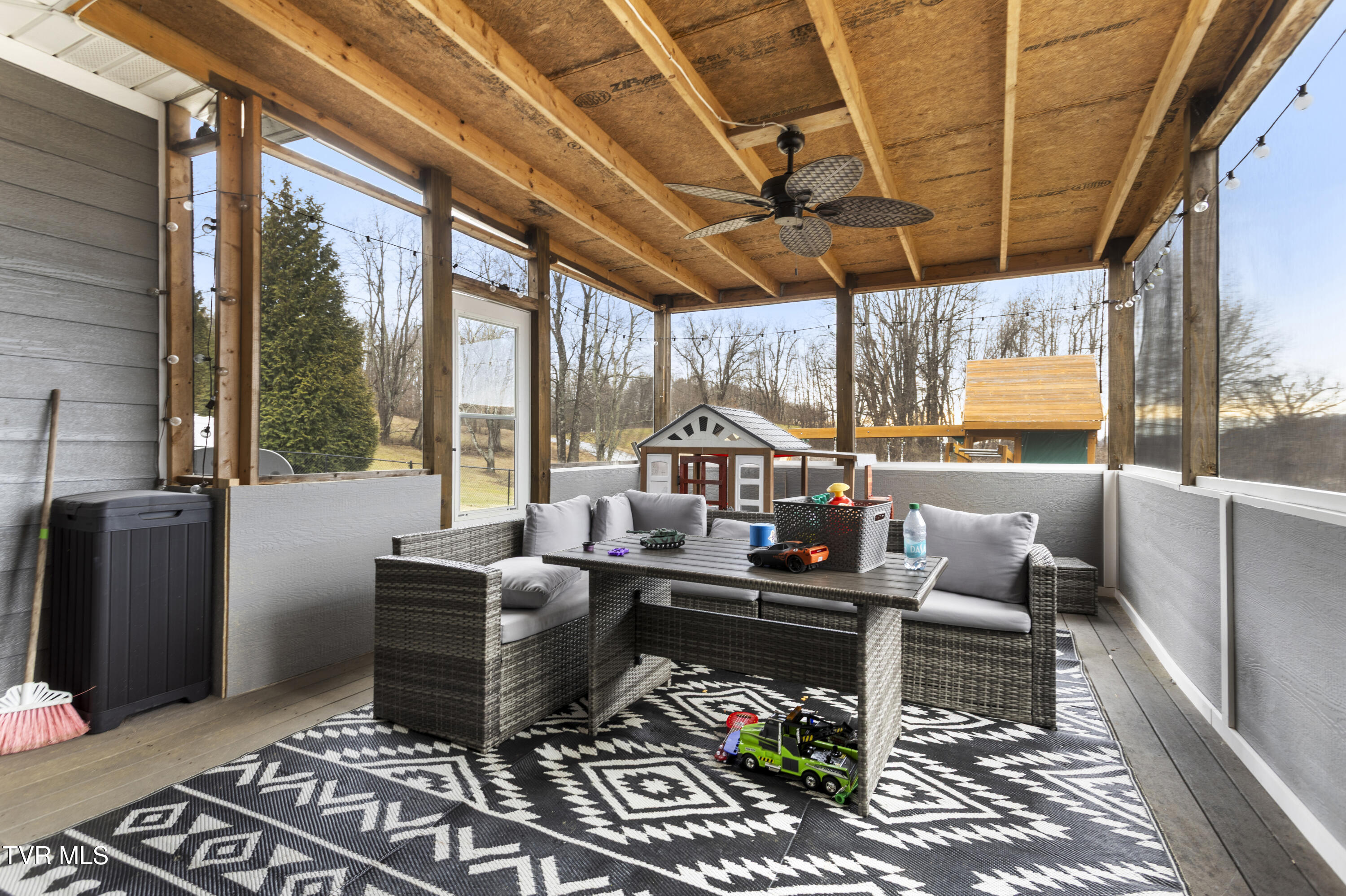 14707 Village Loop Abingdon, VA 24210 - Photo 8 of 44 177A9581