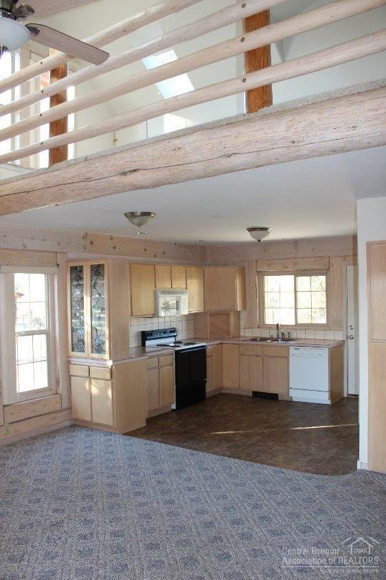 65125 Hunnell Road Bend, OR 97703 - Photo 2 of 17 Additional Photo