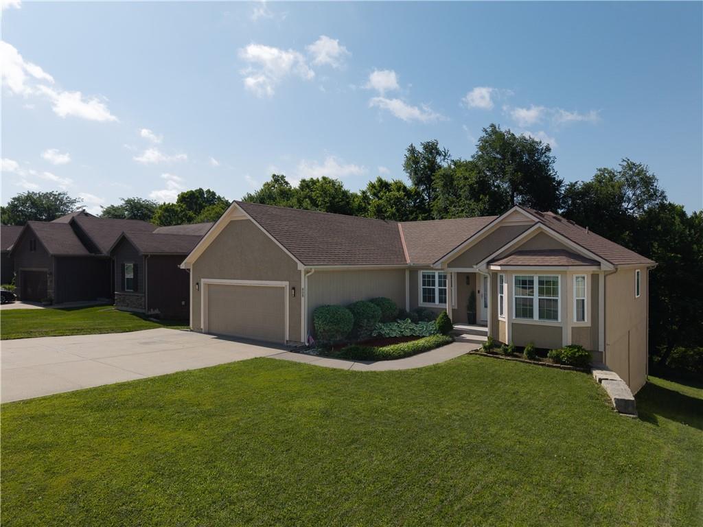 808 Old Stage Road Pleasant Hill, MO 64080 - Photo 3 of 30