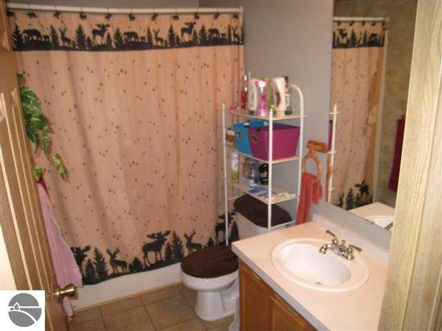 15397 Stanley Road Beulah, MI 49617 - Photo 12 of 24 1729378-11.JPG