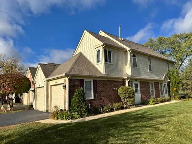 $309,900 | 160 Inverness Court, Unit A, Elk Grove Village, IL 60007