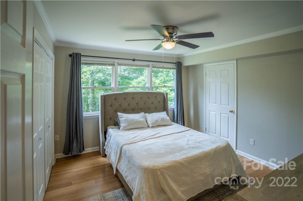 1517 Hart Road Charlotte, NC 28214 - Photo 16 of 28 Gallery Image 16