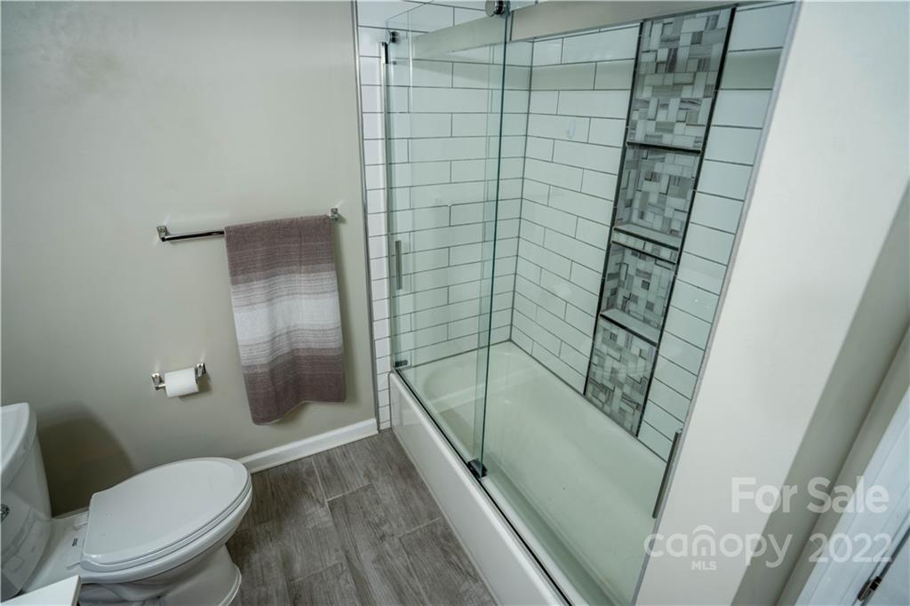 1517 Hart Road Charlotte, NC 28214 - Photo 17 of 28 Gallery Image 17