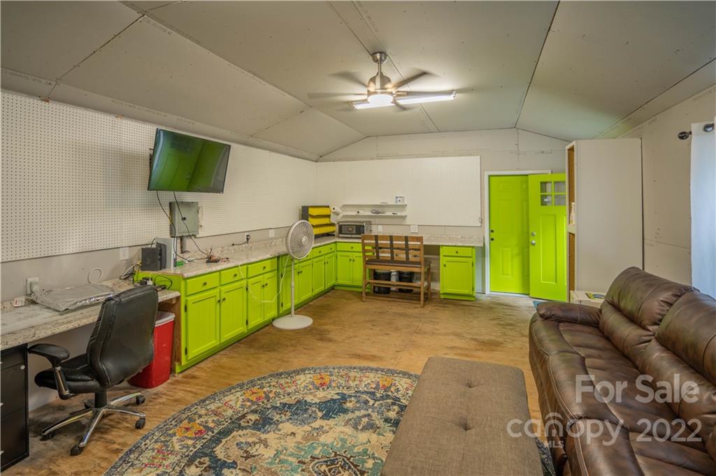 1517 Hart Road Charlotte, NC 28214 - Photo 28 of 28 Gallery Image 28