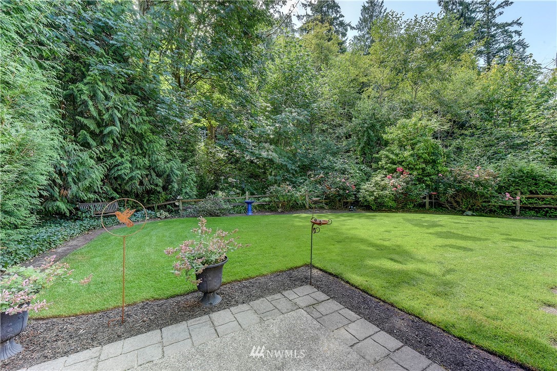 3704 Maple Road Lynnwood, WA 98037 - Photo 28 of 30 a view of a park with large trees