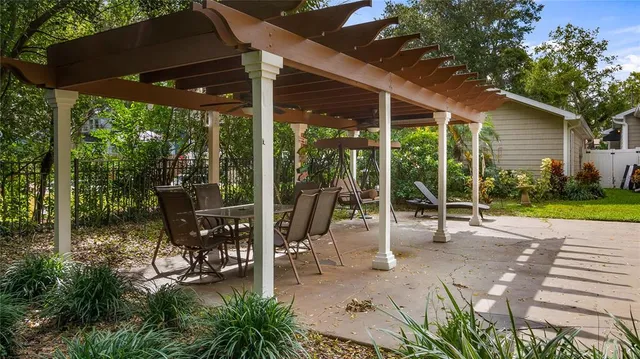 $950,000 | 208 Brewer Avenue, Winter Park, FL 32789