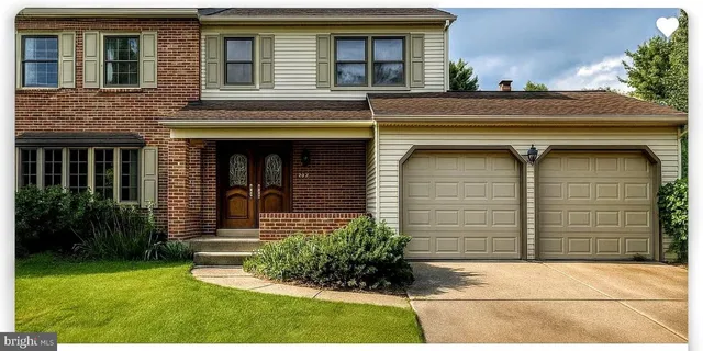 $569,900 | 38 Lancelot Lane, Mount Laurel, NJ 08054