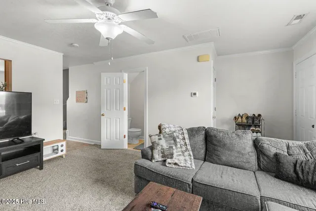 $1,250 | 100 Ashwood Drive, Jacksonville, NC 28546