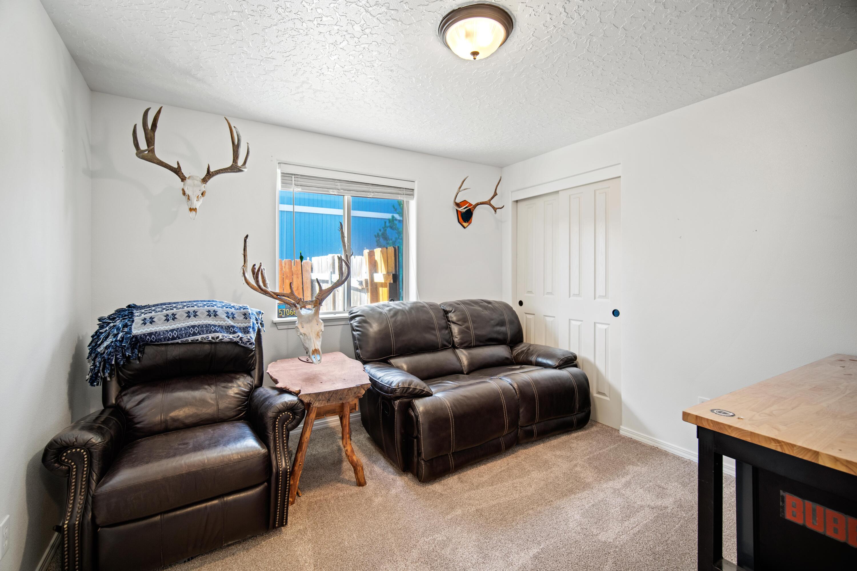 16461 Riley Drive La Pine, OR 97739 - Photo 13 of 36 16461 Riley Drive-09