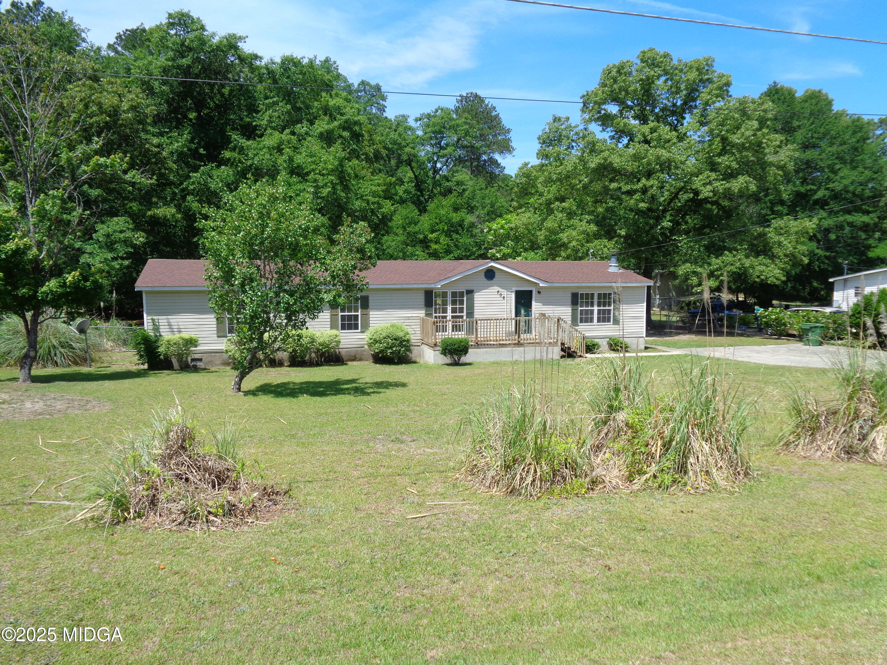 706 Chapman Road Macon, GA 31211 - Photo 1 of 32 Front