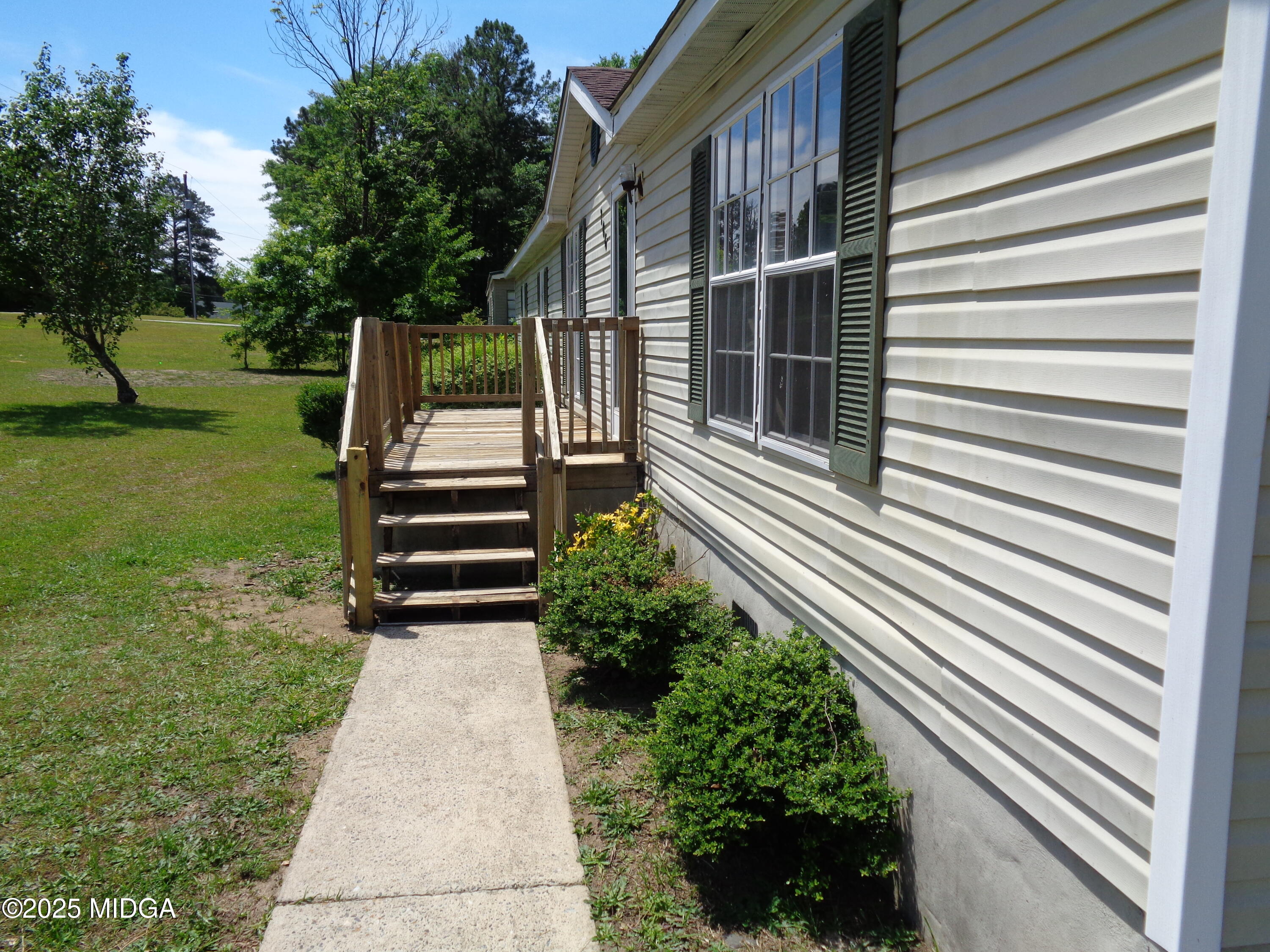 706 Chapman Road Macon, GA 31211 - Photo 5 of 32 DSC00432