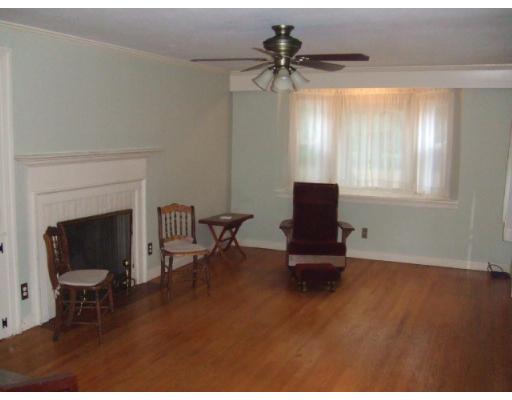81 Harwich Road West Springfield, MA 01089 - Photo 5 of 10 Gallery Image 5