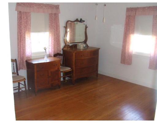 81 Harwich Road West Springfield, MA 01089 - Photo 7 of 10 Gallery Image 7
