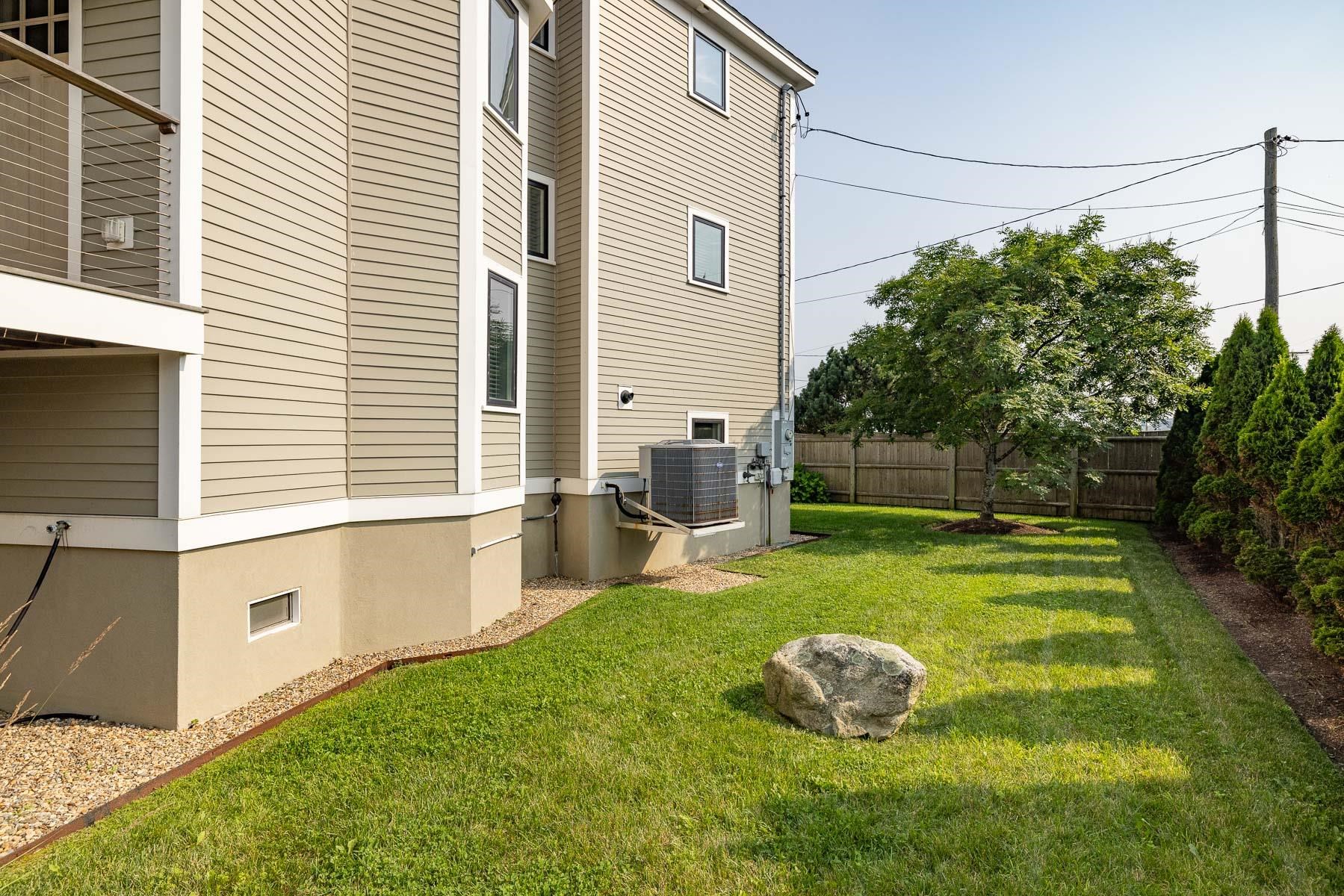 2256 Ocean Boulevard Rye, NH 03870 - Photo 25 of 34