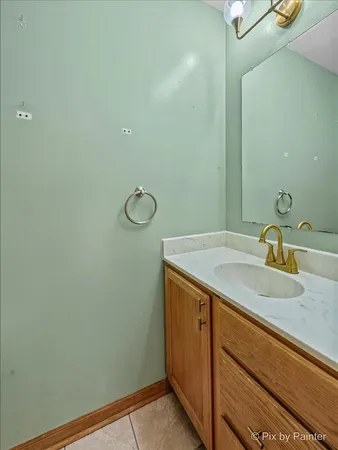 $3,400 | 31 West Harrison Road, Lombard, IL 60148