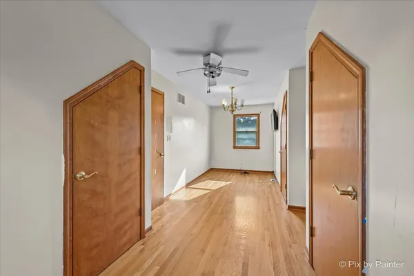 $3,400 | 31 West Harrison Road, Lombard, IL 60148